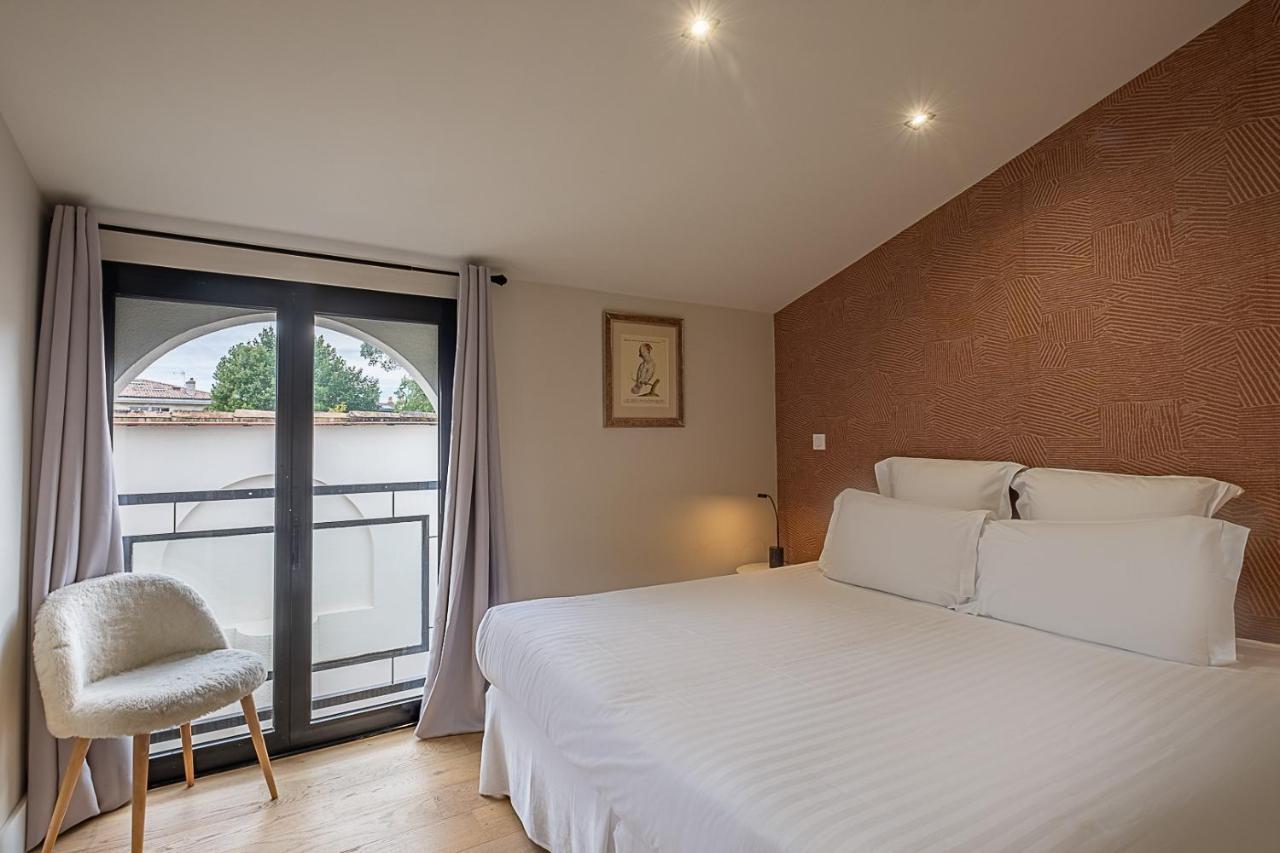 Appartements Emile Fourcand -Your Bordeaux Home Exterior photo